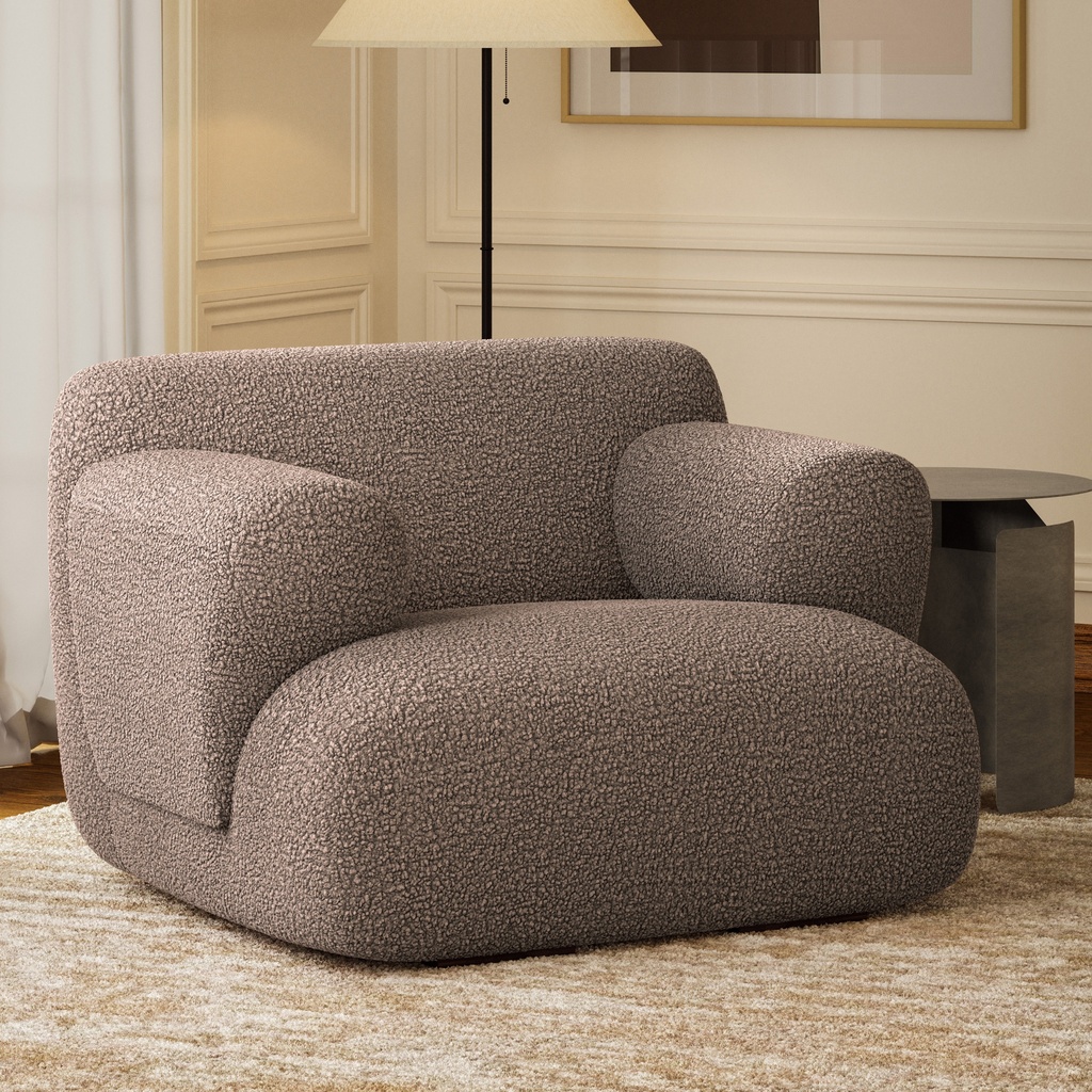 Kuma Club Chair